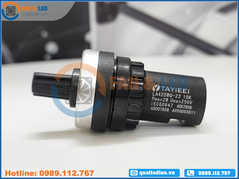Chiết áp điều khiển tốc độ quạt AC LA42DWQ-22 10K, 250VAC, 2W